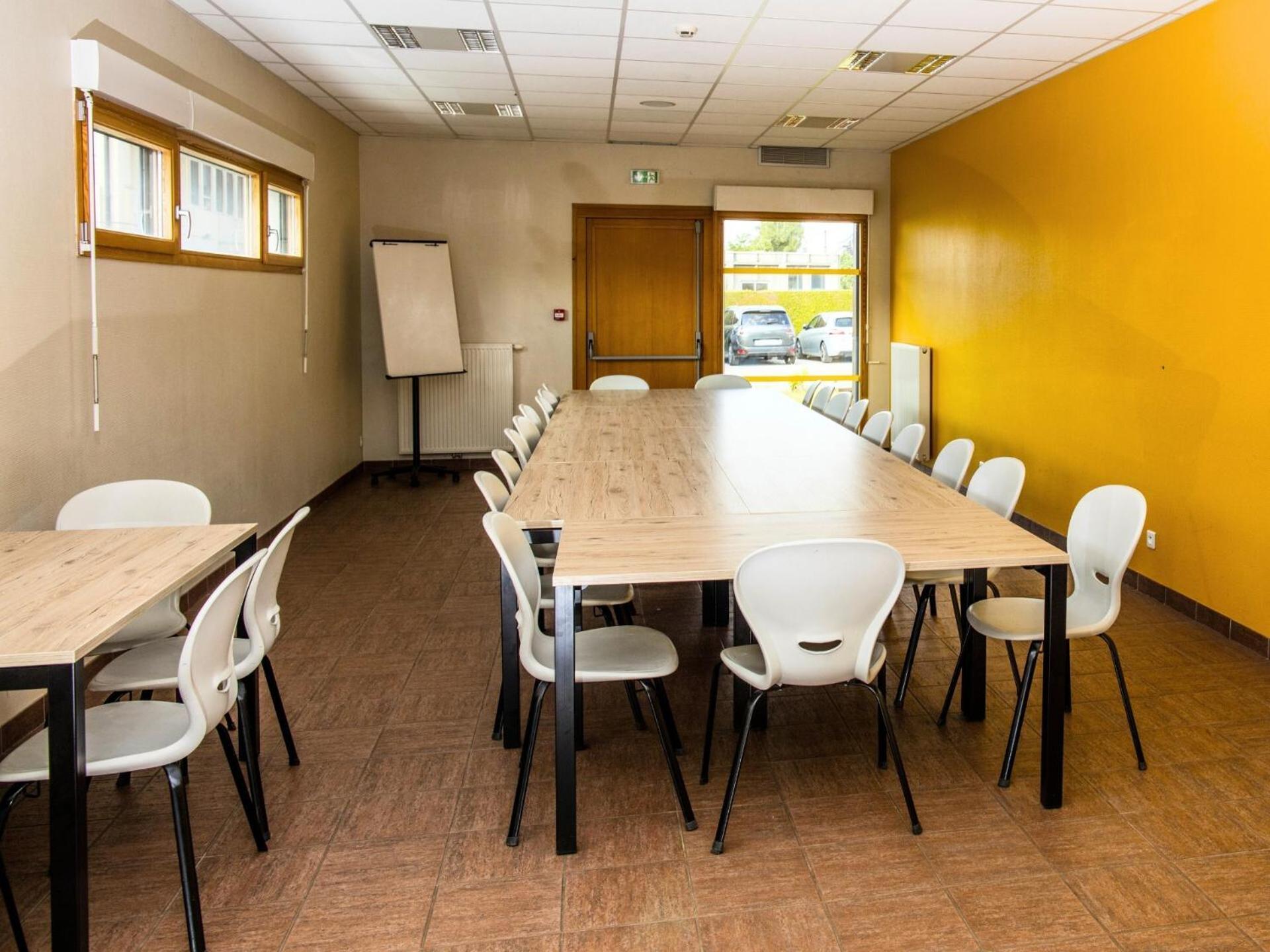Auberge de Jeunesse HI Pontarlier Exterior foto